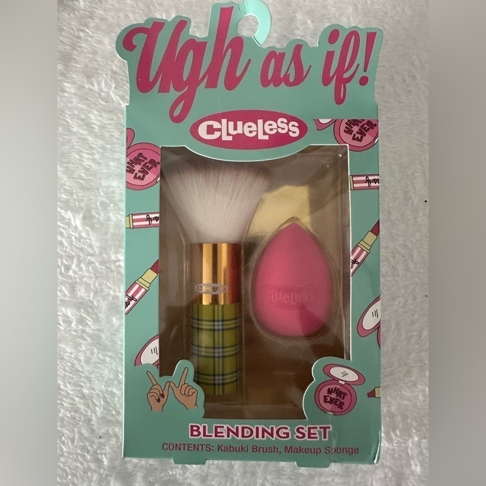 NWT Clueless Makeup Bundle - Picture 4 of 5